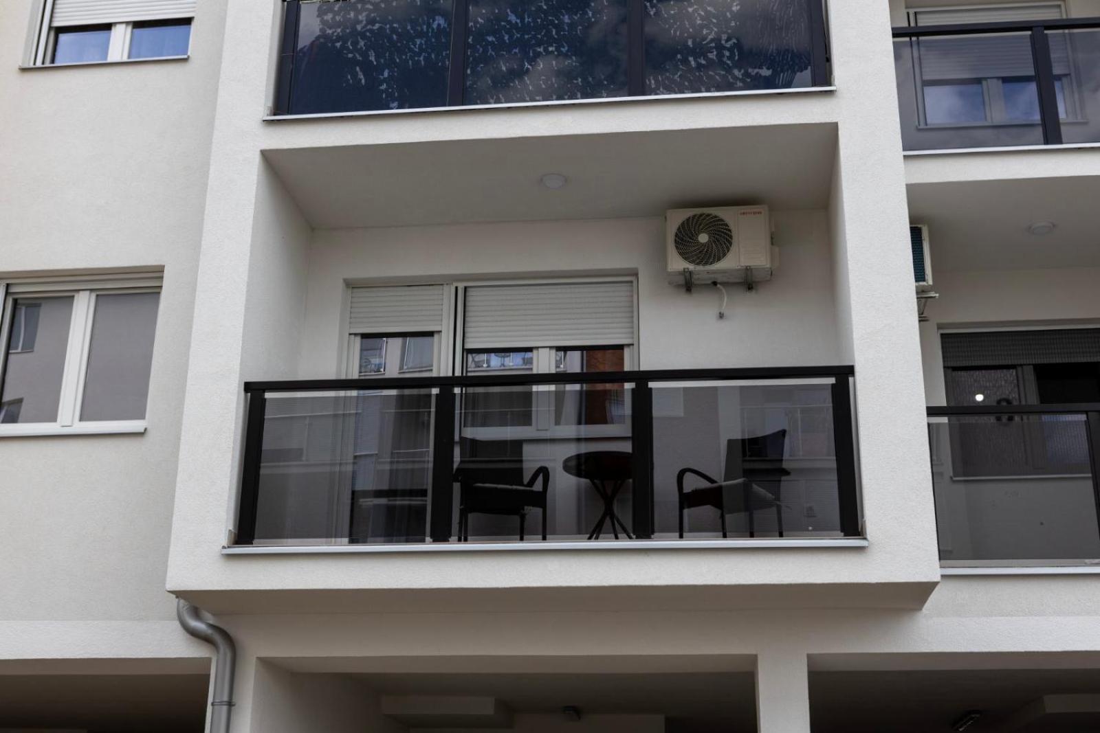Apartment Ljilja *