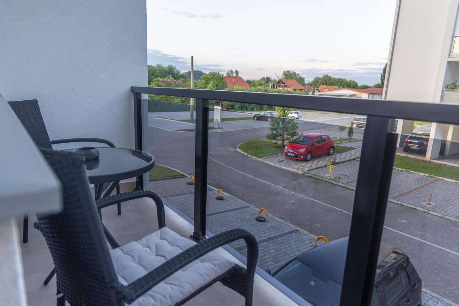 Apartment Ljilja *